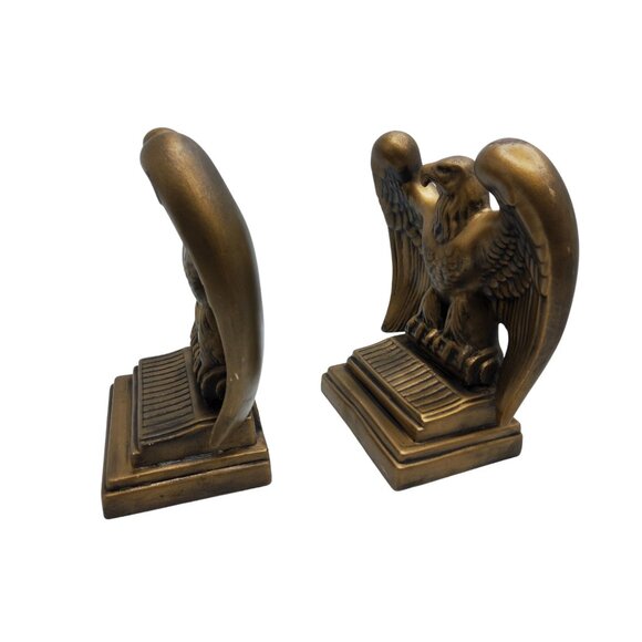 vintage 1968 pair of handmade ceramic eagle bookends/mantle decor - Picture 6 of 10